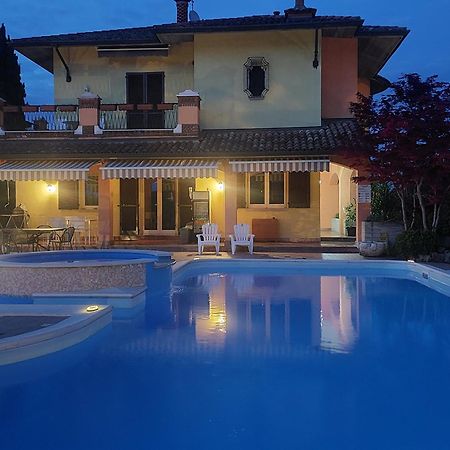B&B Villa Giulia Desenzano del Garda Dış mekan fotoğraf