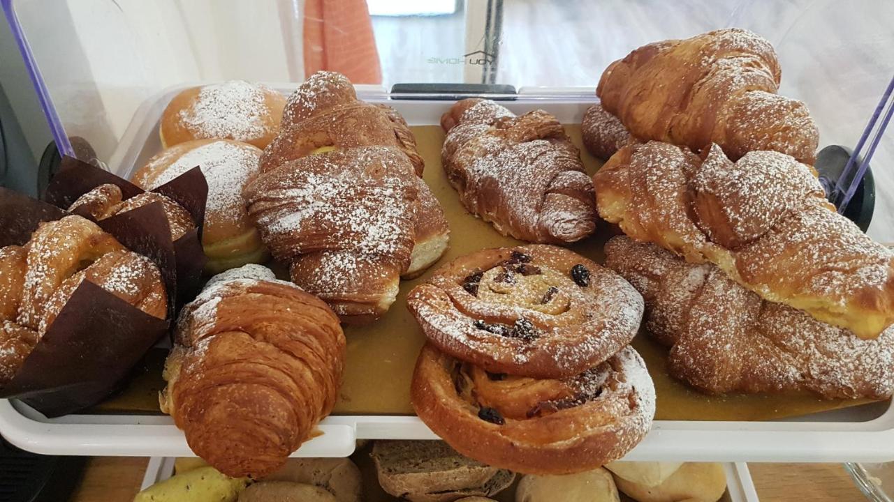 B&B Villa Giulia Desenzano del Garda Dış mekan fotoğraf