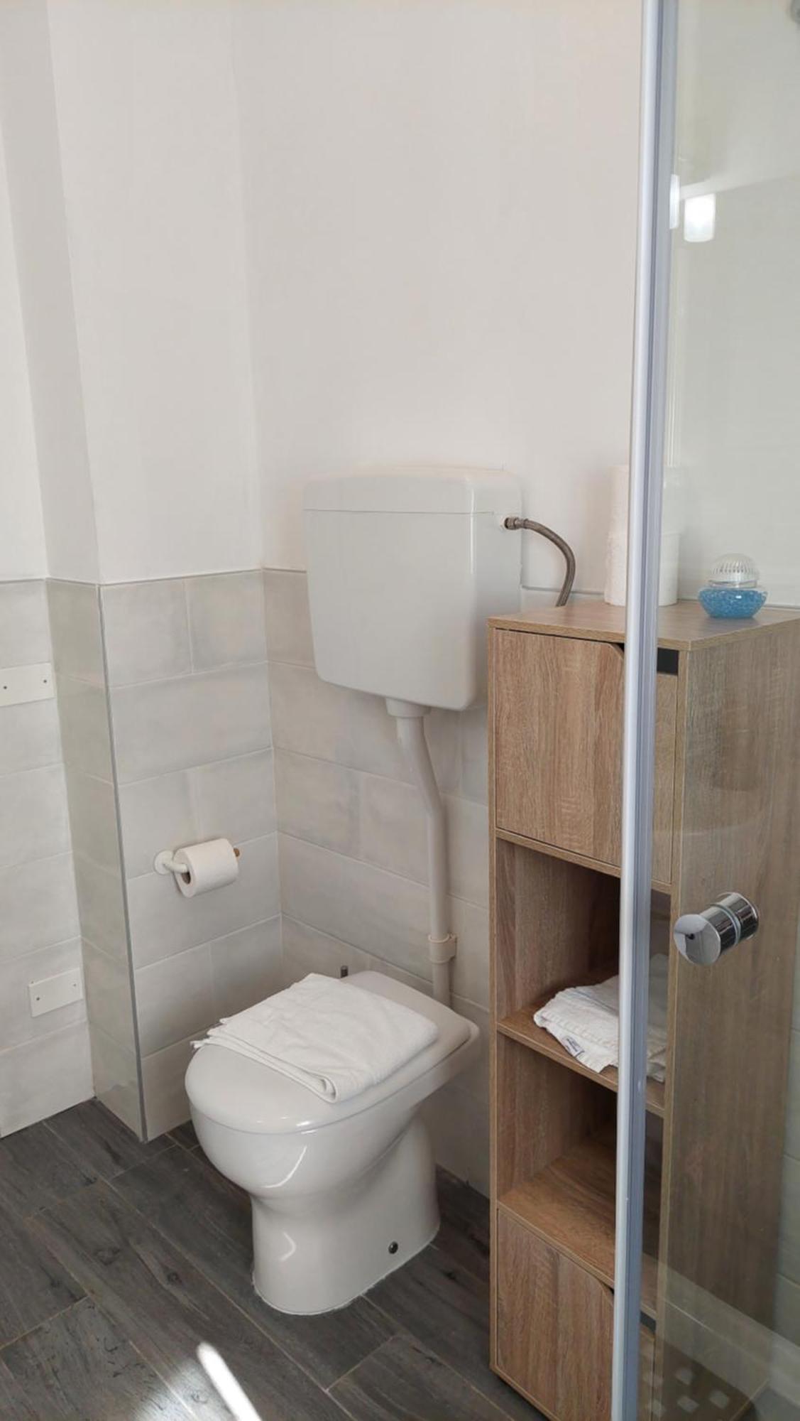 B&B Villa Giulia Desenzano del Garda Dış mekan fotoğraf