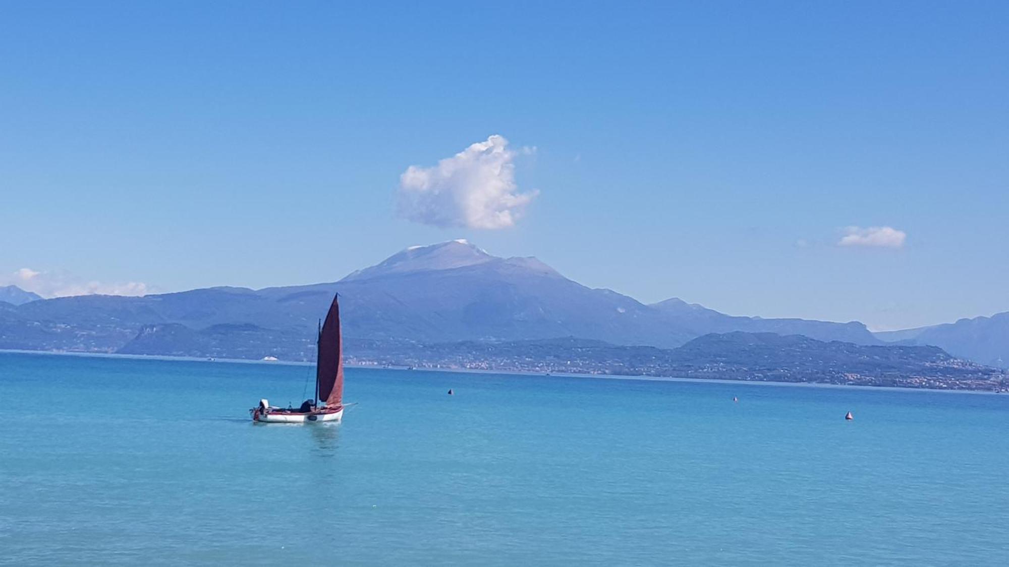 B&B Villa Giulia Desenzano del Garda Dış mekan fotoğraf