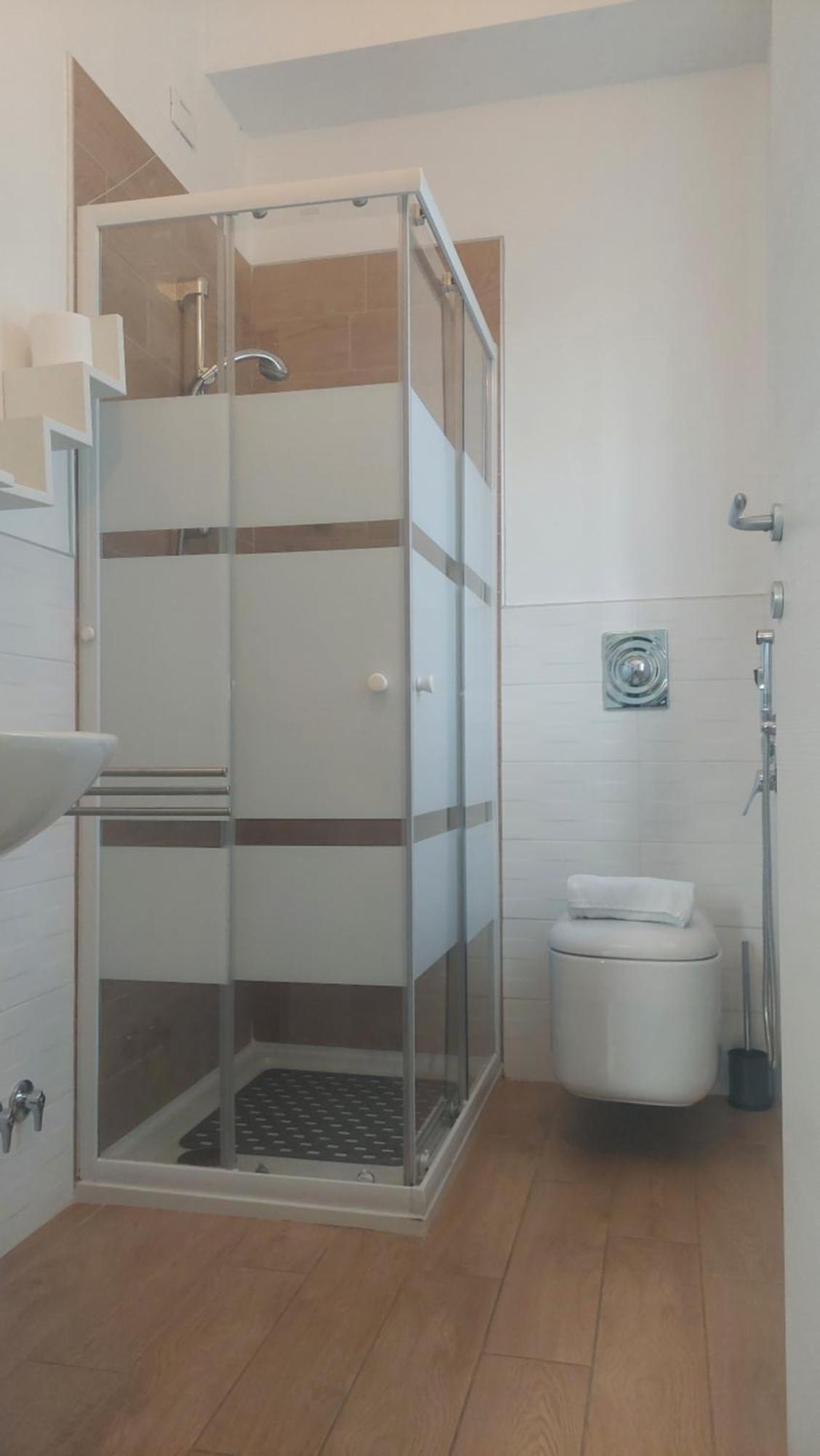 B&B Villa Giulia Desenzano del Garda Dış mekan fotoğraf