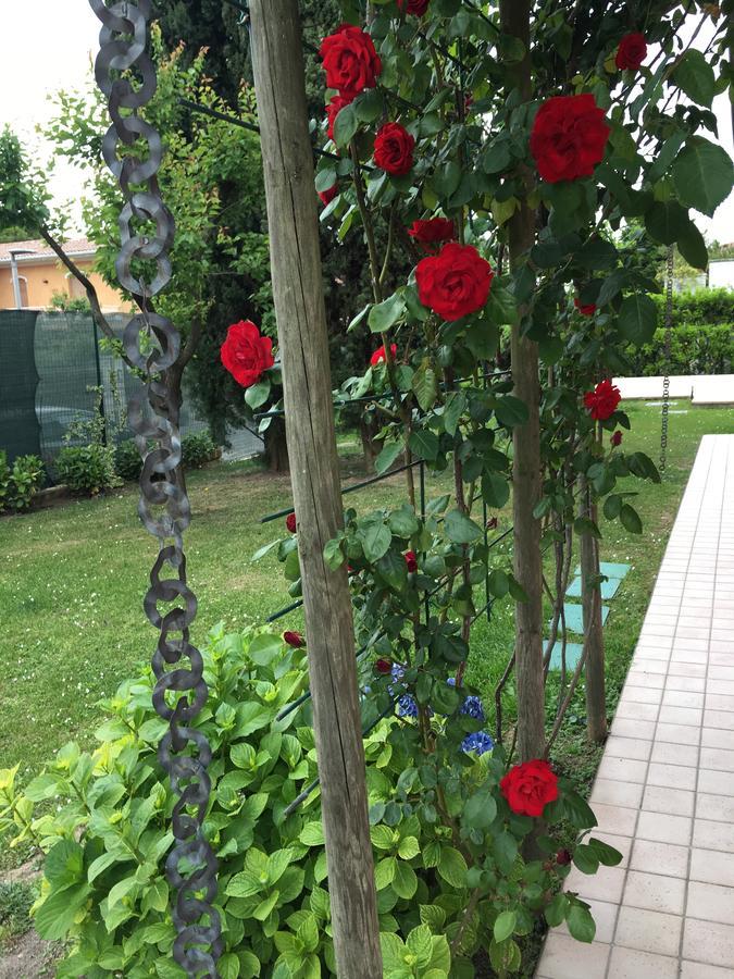 B&B Villa Giulia Desenzano del Garda Dış mekan fotoğraf