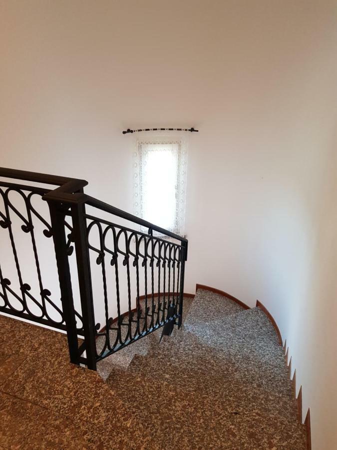 B&B Villa Giulia Desenzano del Garda Dış mekan fotoğraf