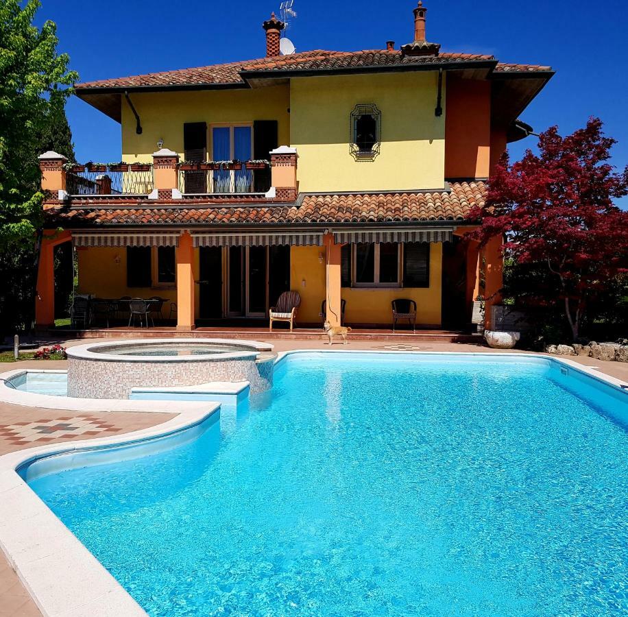 B&B Villa Giulia Desenzano del Garda Dış mekan fotoğraf